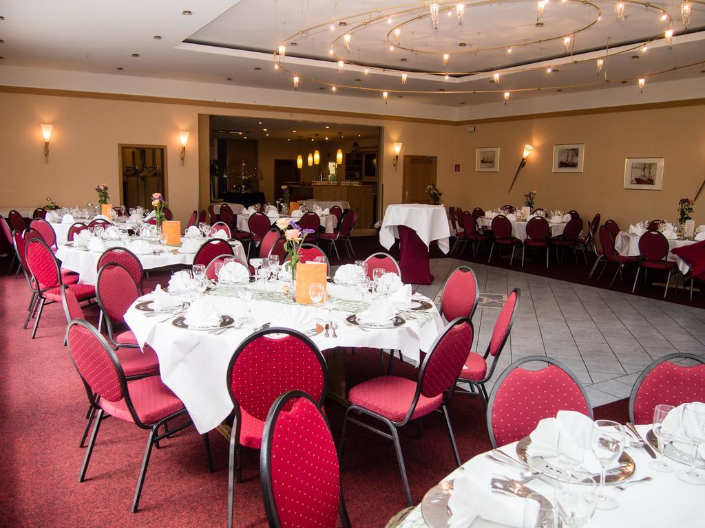 Hotel Restaurant Zum Werdersee Bremen Exterior photo