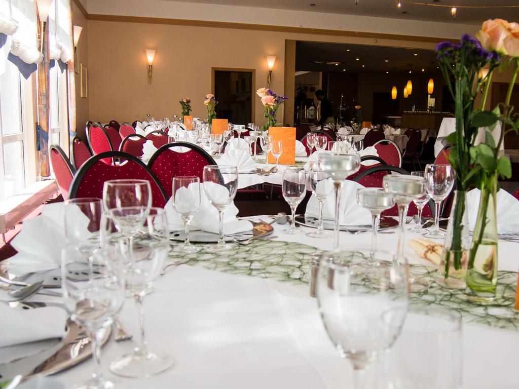 Hotel Restaurant Zum Werdersee Bremen Exterior photo
